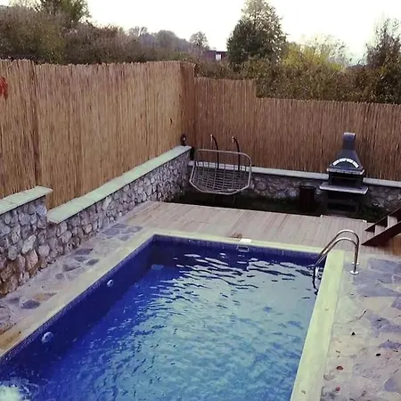 Villa Bungalow 카르테페